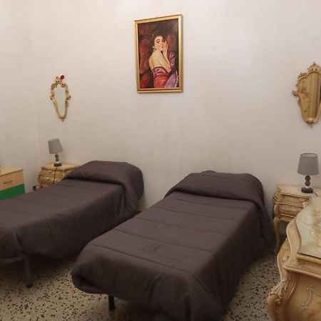 Centro Storico House Hotell Palermo Exteriör bild